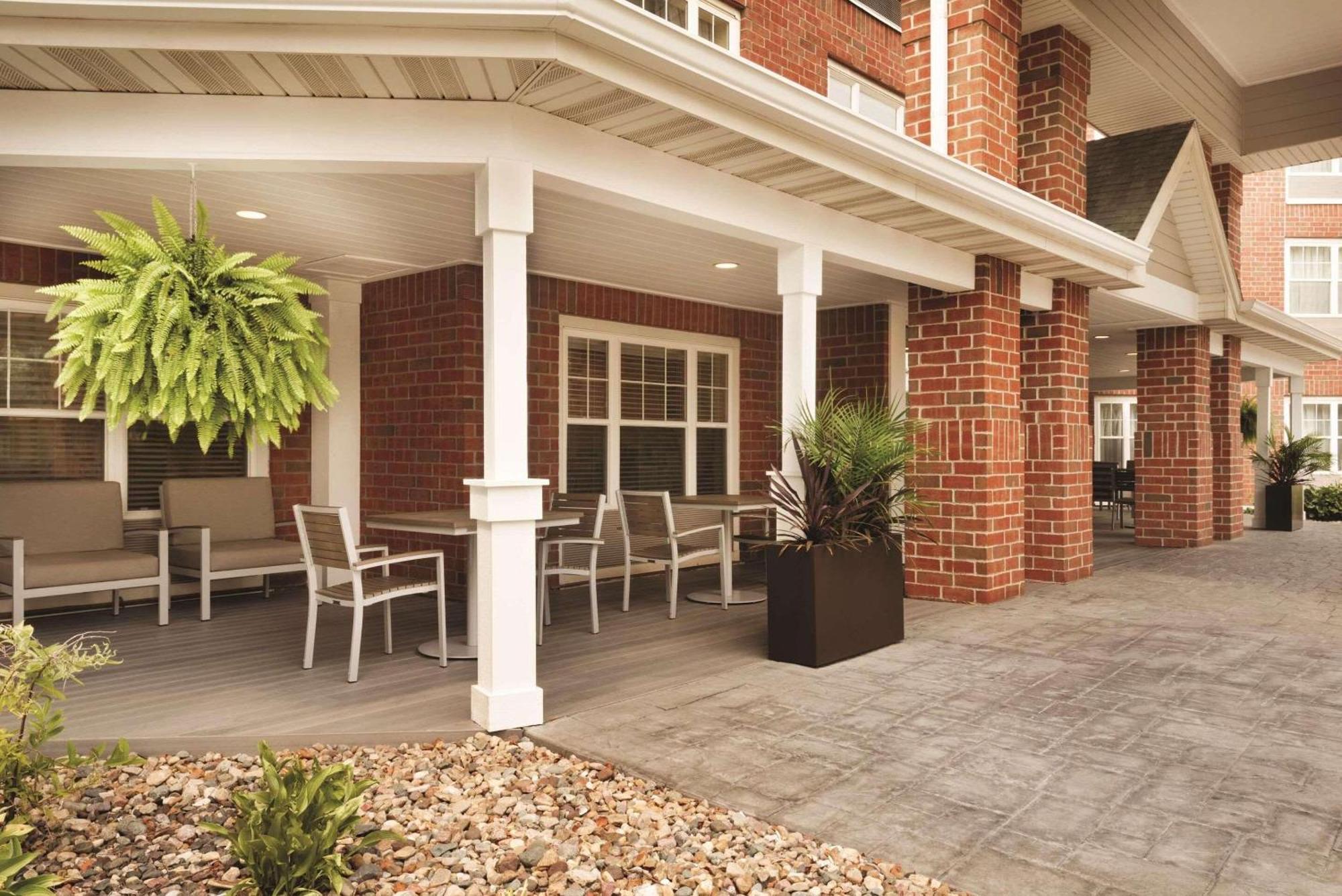 Country Inn & Suites By Radisson, Des Moines West, Ia Clive Ngoại thất bức ảnh
