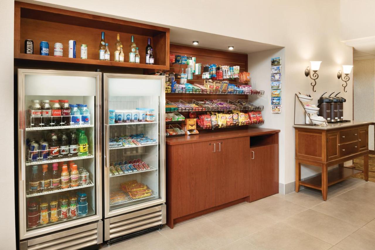 Country Inn & Suites By Radisson, Des Moines West, Ia Clive Ngoại thất bức ảnh